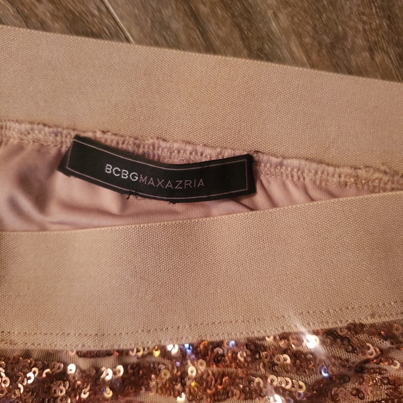 BCBG Max Azria gold sequin mini skirt size S - Picture 2 of 2